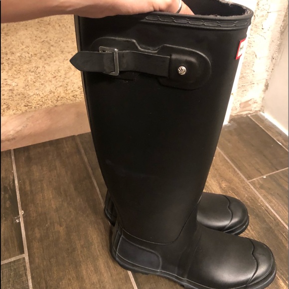 Matte black hunter boots - Picture 2 of 2